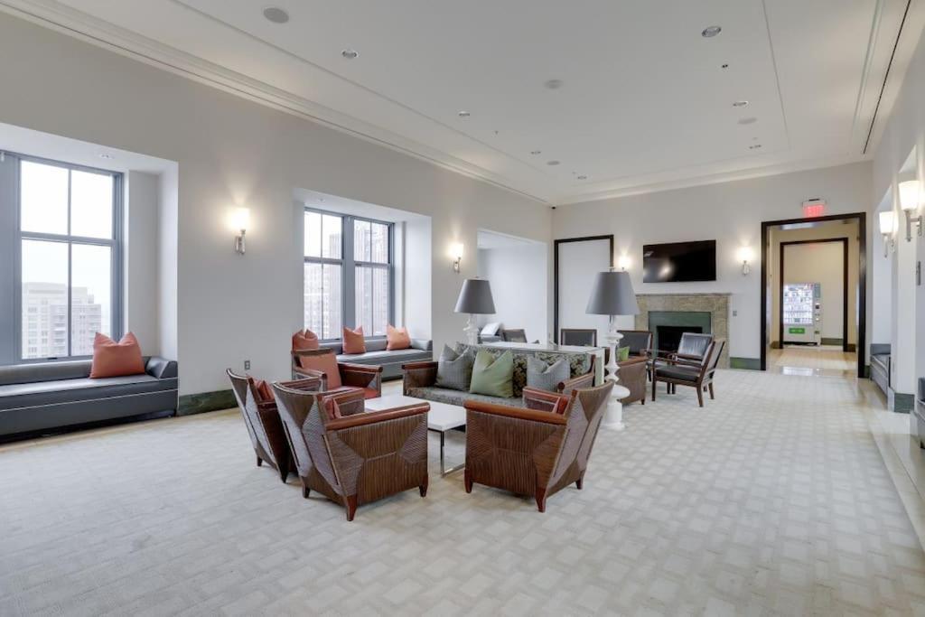 Fantastic 2 Bedroom Condo At Pentagon City Arlington Extérieur photo