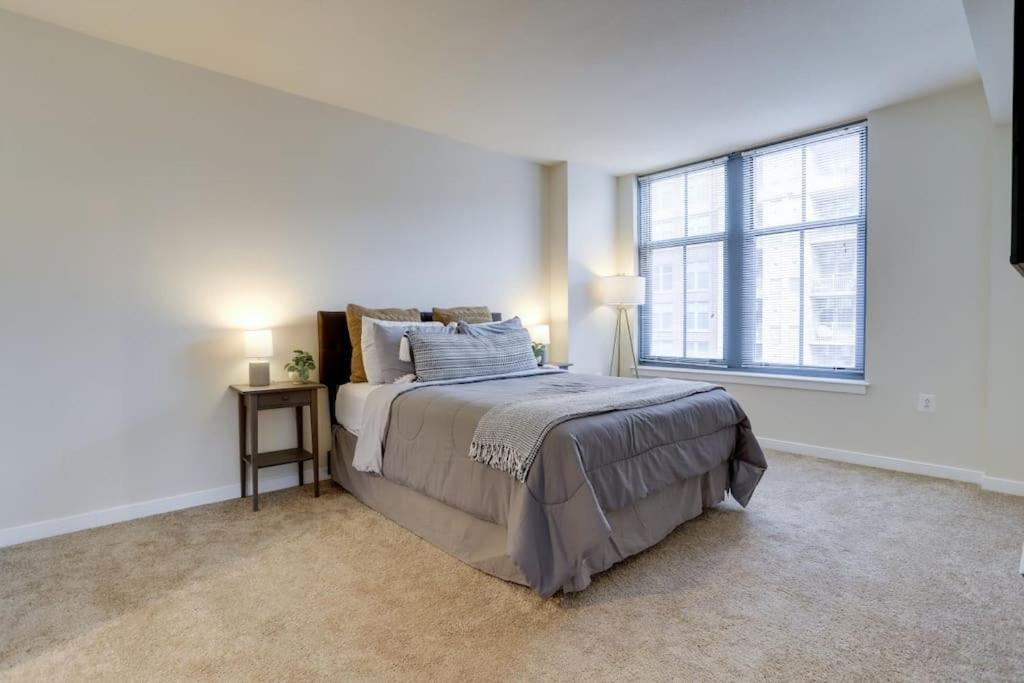 Fantastic 2 Bedroom Condo At Pentagon City Arlington Extérieur photo