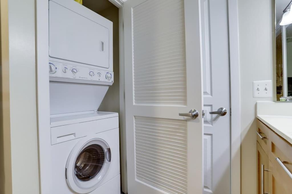 Fantastic 2 Bedroom Condo At Pentagon City Arlington Extérieur photo