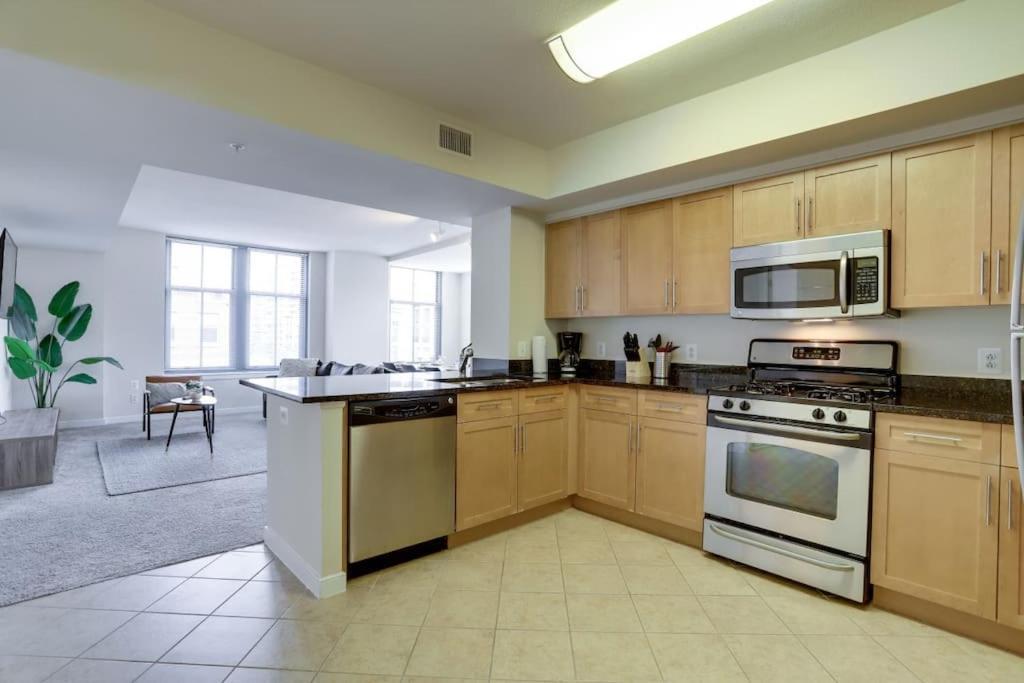 Fantastic 2 Bedroom Condo At Pentagon City Arlington Extérieur photo